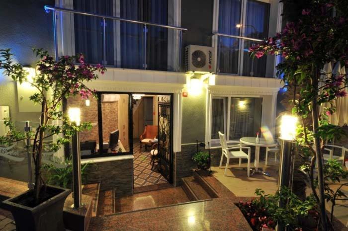 Ada Sahil Hotel Adalar Exteriör bild